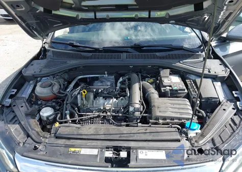 2019 Volkswagen Jetta 1.4T R-Line/1.4T S/1.4T Se from USA, damaged, VIN 3VWC57BU1KM053231